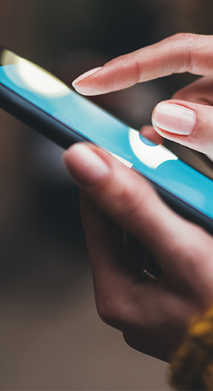 Smartphone signature contrat de travail